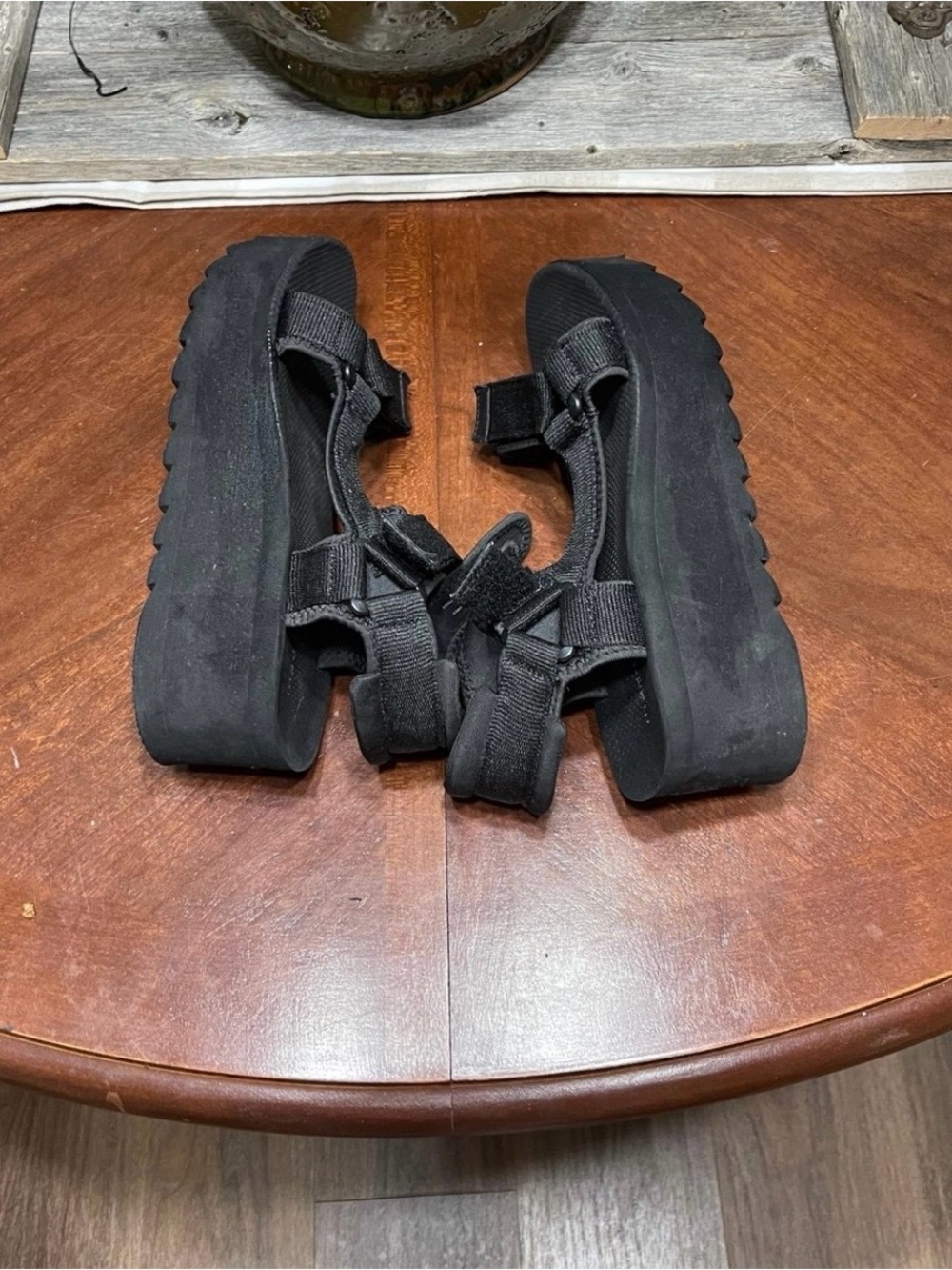 Madden Girl Blanchhe Velcro platform sandals - Picture 9 of 11